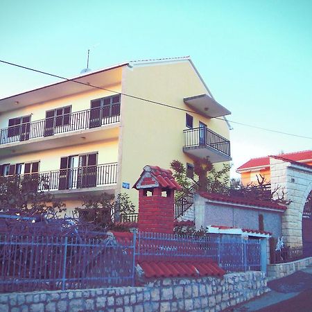 Apartments Racetin Marina Ngoại thất bức ảnh