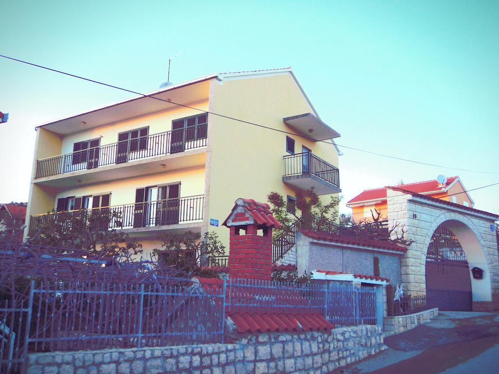 Apartments Racetin Marina Ngoại thất bức ảnh